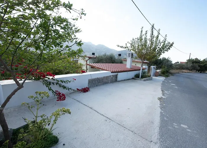 Arhondia House