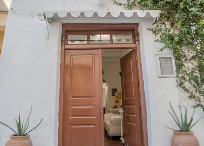 Holiday In The Real Crete